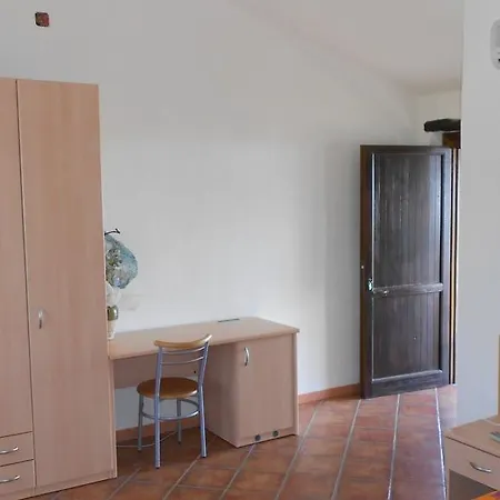 Çiftlik konaklama Agriturismo U Cannatiallu *